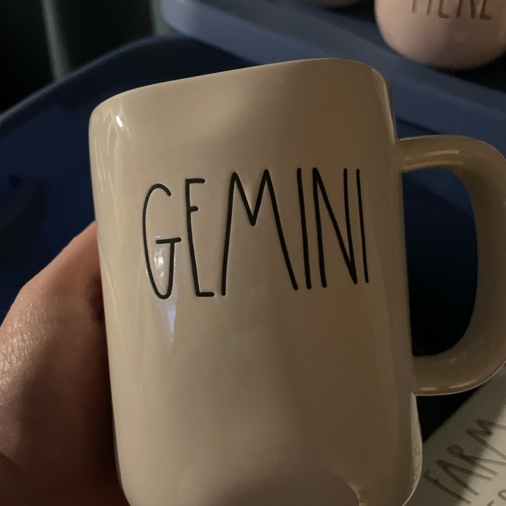 * Rae Dunn Cream 'GEMINI' Ceramic Mug.